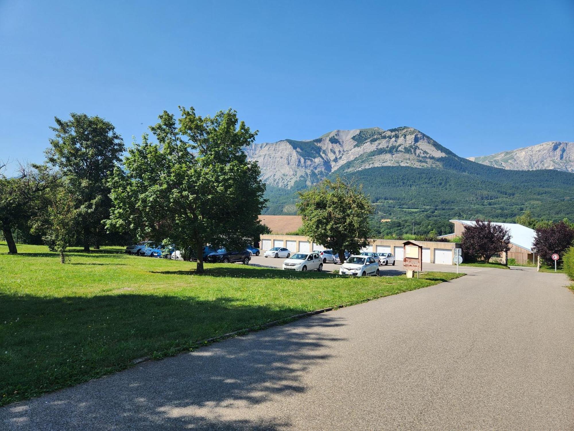 Appartement T3 Avec Jardin Proche Village Saint-Bonnet-en-Champsaur Exteriör bild